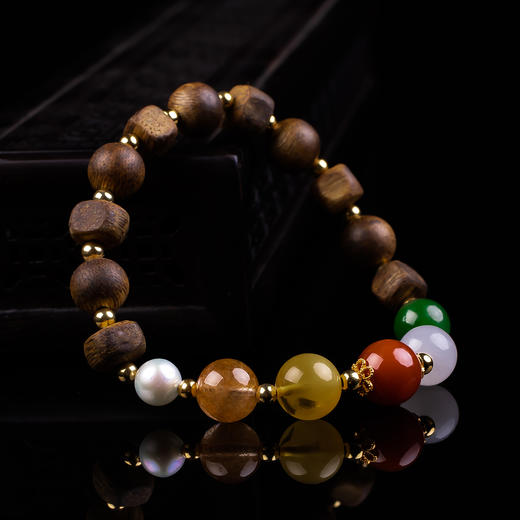 XY0365沉香+翡翠南红多宝手串 商品图4