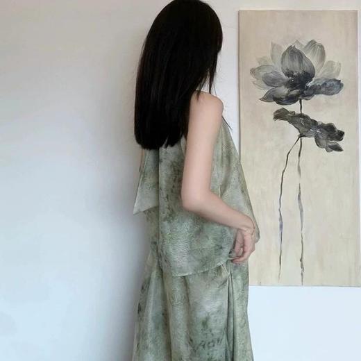 （小眠专属）新中式桑蚕丝盘扣挂脖提花上衣、半裙（下单3-7天发货） 商品图4