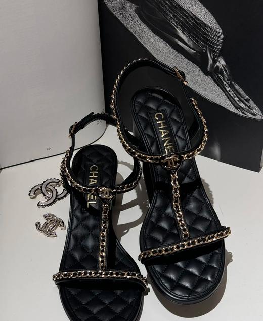 香奶奶新款链条小羊皮方跟凉鞋 商品图4