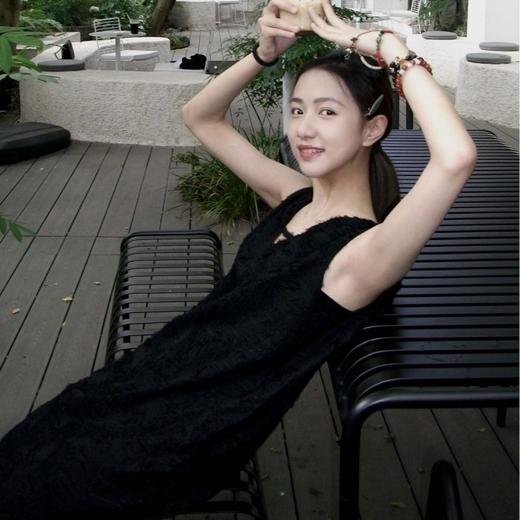 月光女神剪花高奢连衣裙C1225045（下单3-7天发货） 商品图4