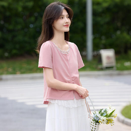 【专属特价】熙世界法式蕾丝花边拼接短袖T恤女设计感假两件上衣2025夏日新款 商品图3