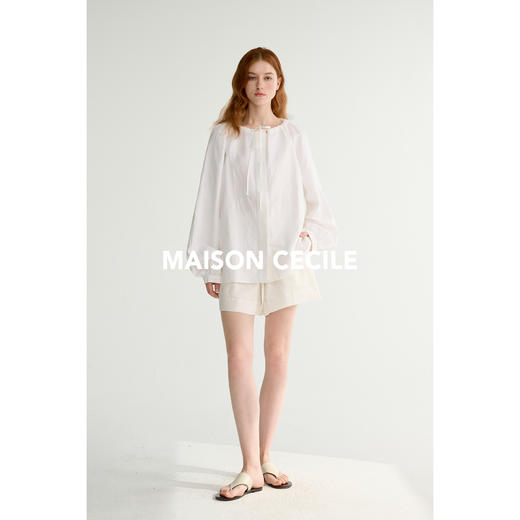 MAISON CECILE亚麻肌理感宽松廓形可调节抽绳圆领系带白衬衫 商品图5