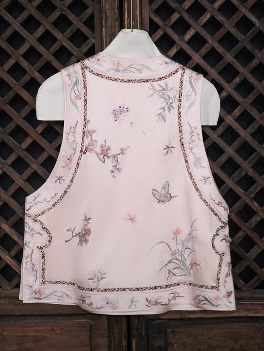 盛唐牡丹大师系列| 重工蹁跹蝶翼斜襟马甲-藕色 商品图4