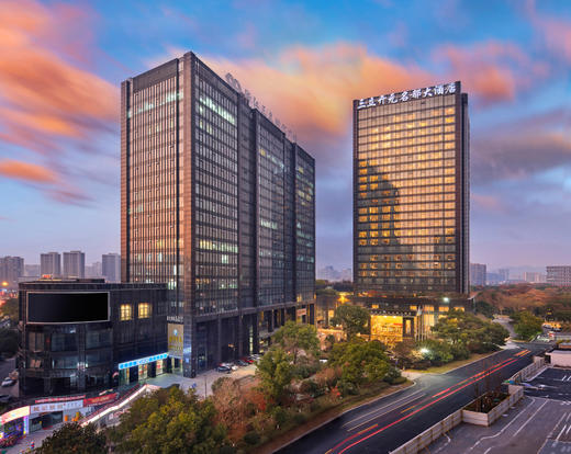 ★周末、春节不加价★￥798起/2间夜，杭州拱墅区【浙江三立开元名都大酒店】享开元房+早餐，另有单晚含美食/西湖游船票套餐可选！交通便利，地理位置优越~有效期至2026年3月31日 商品图0