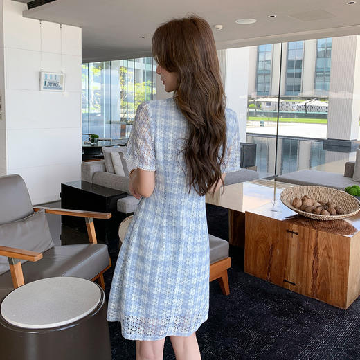 奢姿大码女装2025夏季减龄格纹蕾丝连衣裙胖妹妹小香风时尚裙子9952853379 商品图3
