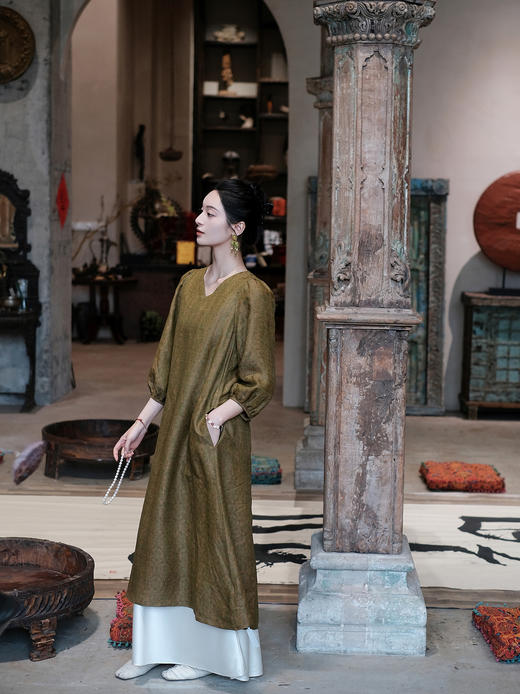 盛唐婧 |真丝提花罗团簇锦花宽松连衣裙 商品图1