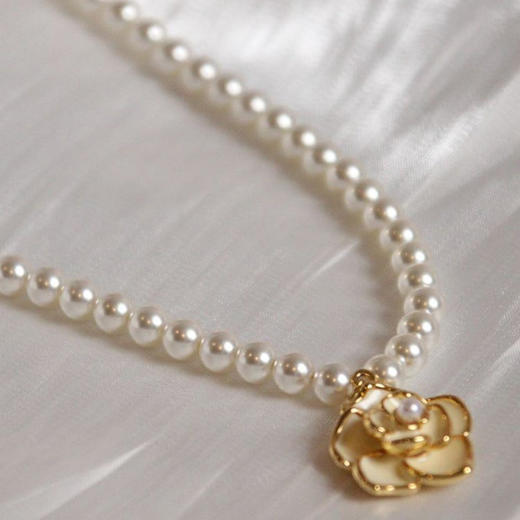 【下单小香手表赠山茶花耳钉】I DO山茶花项链/耳钉/初心系列·小香手表 时尚 优雅 气质 精美礼盒包装 商品图7