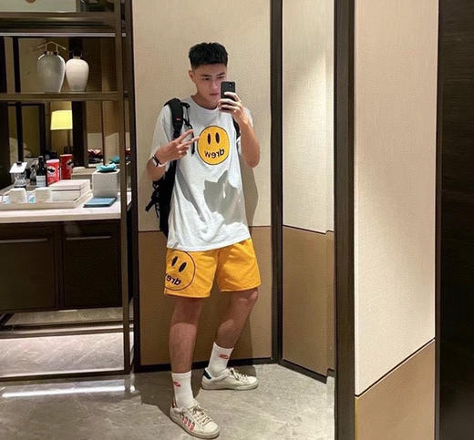 点此购买 Drew夏季男女款笑脸高街抽绳梭织短裤 md 320153 商品图6