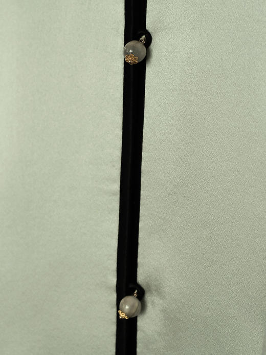 盛唐牡丹大师系列| 重缎牡丹刺绣丝毛外套-灰绿 商品图1