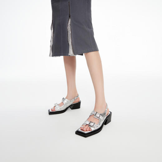 [捡漏价]lost in echo24年春夏新品设计师品牌方头线迹双扣带斜粗跟凉鞋 商品图3