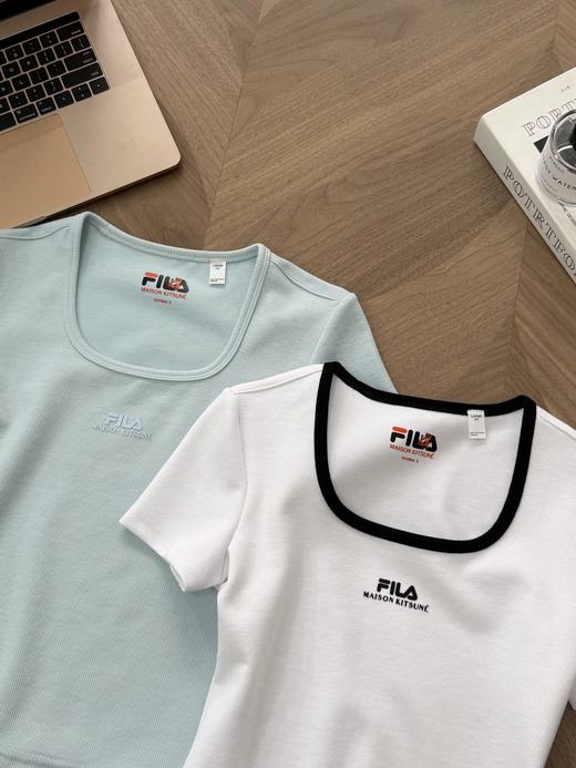 点此购买 斐乐夏季女士U领撞色修身短款上衣T恤 HGN 320108 商品图10