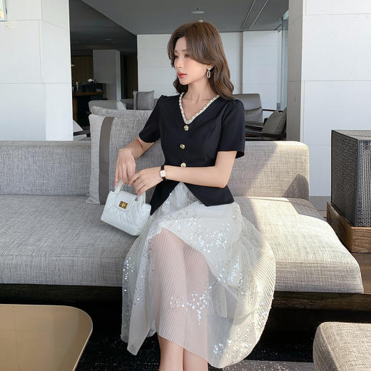 奢姿大码女装2025夏季假两件拼接时尚连衣裙胖妹妹气质V领裙子9952890452 商品图2