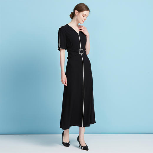 EITIE爱特爱夏季新款气质法式优雅显瘦黑色连衣裙7807577 商品图1