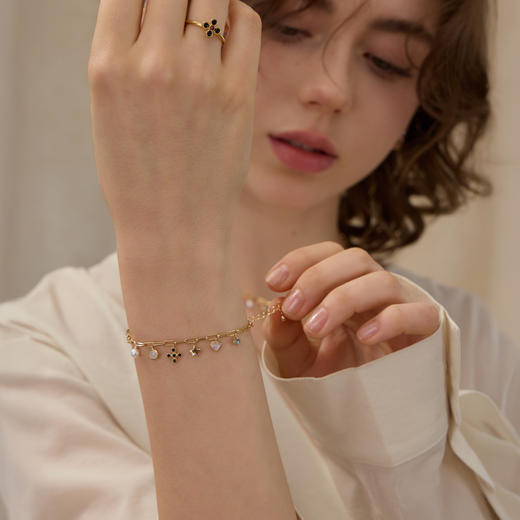 ARSIS银饰｜秘密花园系列 四叶草假日派对手链 商品图5