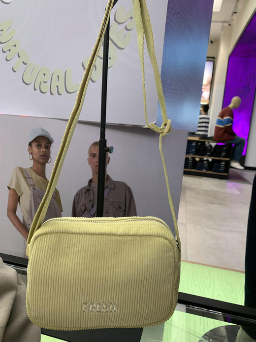 LEVIS女斜挎包D73050004 商品图0