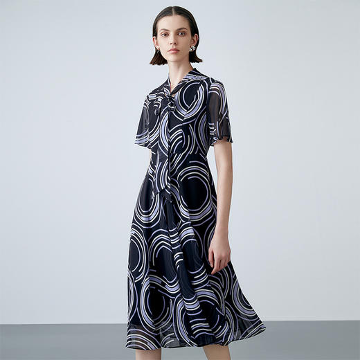 EITIE爱特爱夏季新款飘带V领收腰法式通勤显瘦印花连衣裙7807526 商品图3