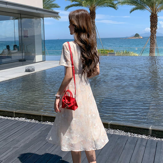 奢姿大码女装2025夏季减龄碎花连衣裙胖妹妹温柔风娃娃领时尚裙子9951853111 商品图3