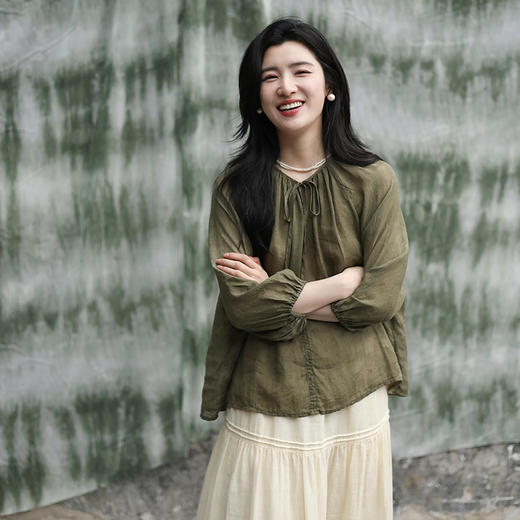 绽放旅行女装314朵/【甜茶系列·艾叶】砂洗苎麻茶染短开衫女衬衫限量 商品图1