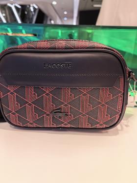 【3折】5楼法国鳄鱼LACOSTE女士斜挎包NH3875LX-J57 吊牌价1290折后价390