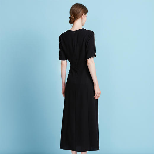EITIE爱特爱夏季新款气质法式优雅显瘦黑色连衣裙7807577 商品图4