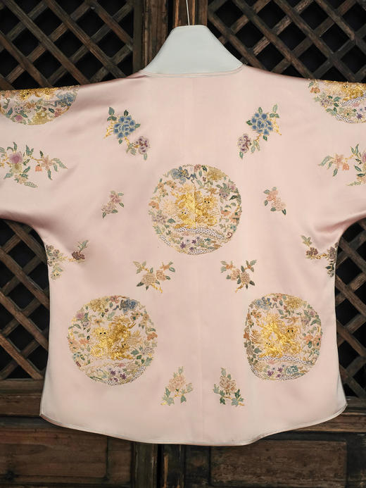 盛唐牡丹大师系列| 重工刺绣盘龙团花外套-粉红 商品图5