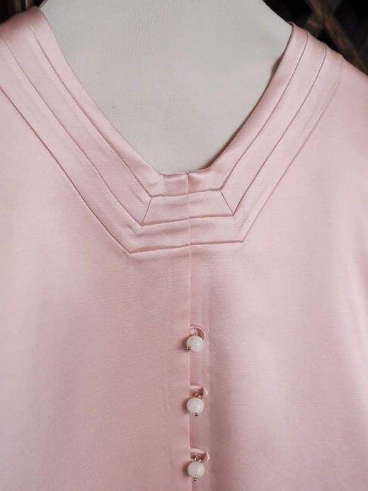 盛唐牡丹大师系列| 重工盈盈石榴刺绣丝毛外套 商品图1