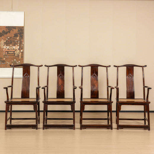 二十世纪	红木浮雕如意云纹四出头官帽椅成堂（一堂四只） 商品图0