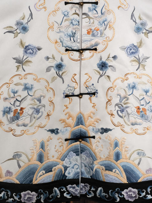 盛唐牡丹大师系列| 重工盘金团纹蔚鸳平针绣外套 商品图3