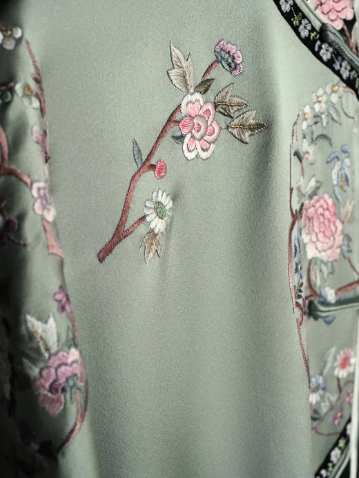 盛唐牡丹大师系列| 重工刺绣牡丹团花外套-绿色 商品图3