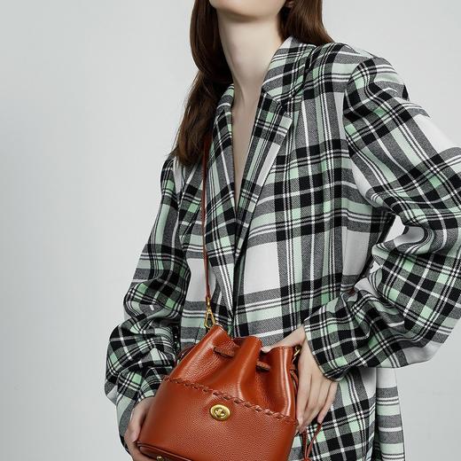 【预售3天】小众流苏抽绳包包单肩斜挎包时尚水桶包D3087 商品图3