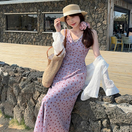 西遇法式波点连衣裙女夏季新款海边度假旅游收腰v领吊带裙SS050863 商品图2
