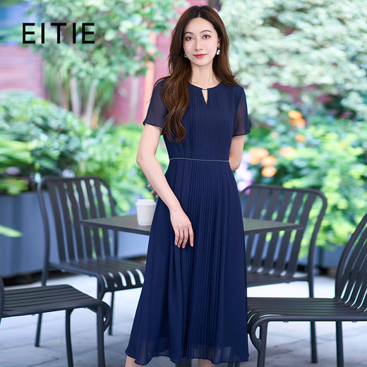 【飘逸薄纱显瘦连衣裙】EITIE爱特爱优雅法式压褶通勤2025夏新款B2507702 商品图1