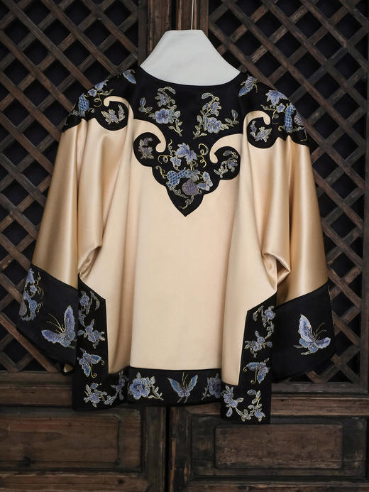 盛唐牡丹大师系列| 重工如意头兰花苏绣外套-浅橘色 商品图3