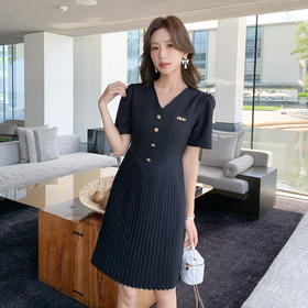 奢姿大码女装2025夏季气质V领连衣裙胖妹妹简约百褶拼接时尚裙子9952890356