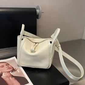 【预售3天】韩版大容量水桶包百搭单肩包简约斜挎包ZR-3065