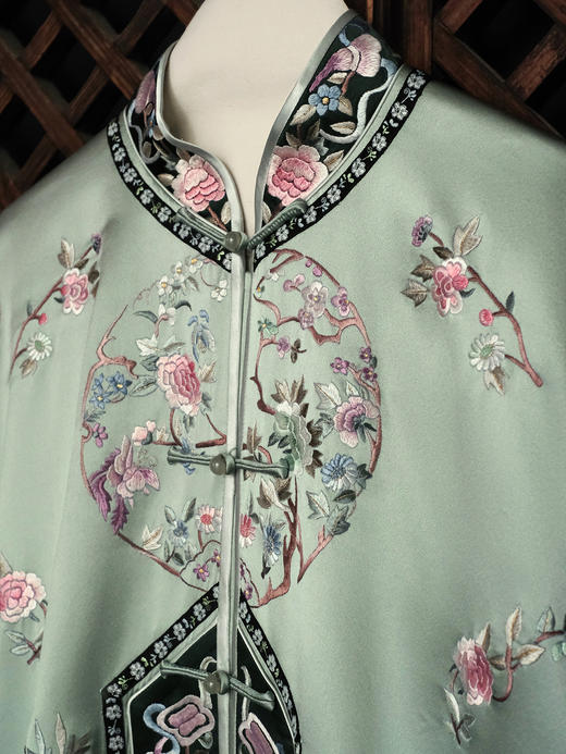 盛唐牡丹大师系列| 重工刺绣牡丹团花外套-绿色 商品图1