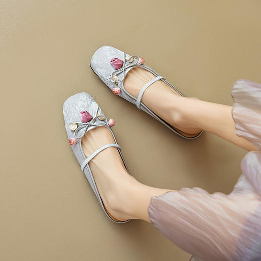 【预售5天】新中式新款春夏外穿温柔平底鞋方头玫瑰花半拖凉鞋女国风单鞋LGYZNX&383-13 商品图2