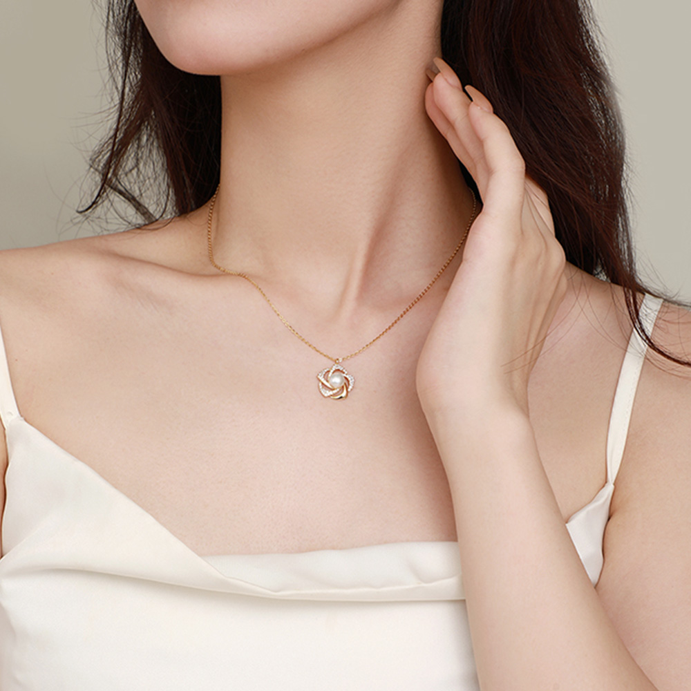 周大生山茶花珍珠项链锁骨链925纯银女轻奢高级感生日礼物送妈妈