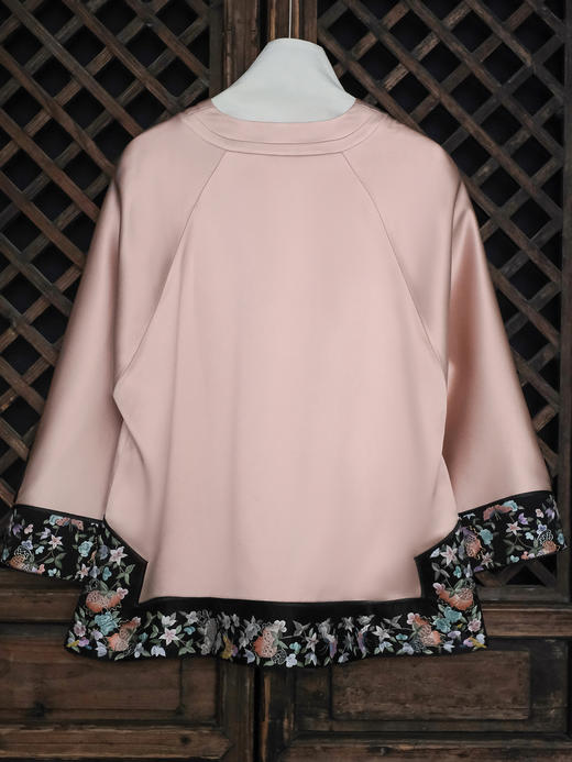 盛唐牡丹大师系列| 重工手绣石榴花丝毛外套-粉红 商品图4