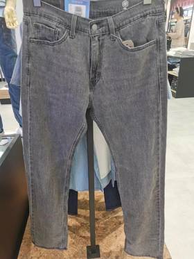 LEVIS男牛仔裤005052835