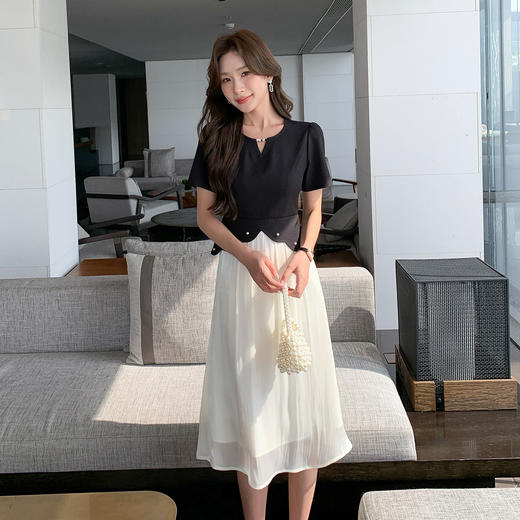 奢姿大码女装2025夏季减龄镂空设计连衣裙胖妹妹钉珠时尚拼接裙子9952835109 商品图4