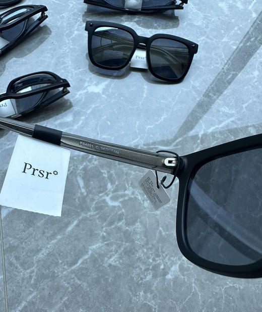 全新正品帕莎PRSR银泰撤柜男士墨镜太阳镜一镜一码防伪可查，帕莎高端的PS系列 一直都是流量明星佩戴款。
原价598，简易包装 商品图5