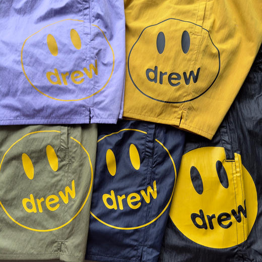 点此购买 Drew夏季男女款笑脸高街抽绳梭织短裤 md 320153 商品图10