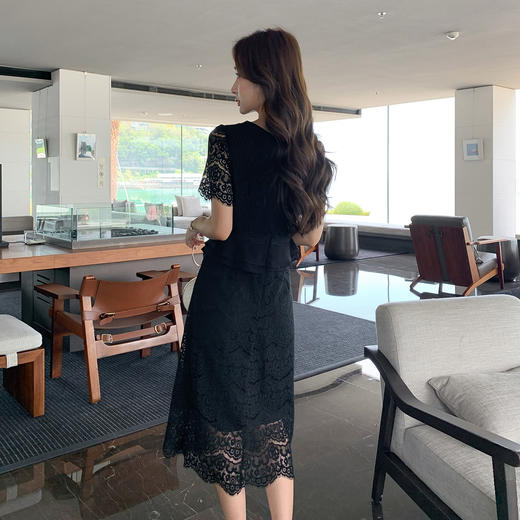 奢姿大码女装2026新款夏季胖妹妹法式拼接短袖蕾丝轻奢感连衣裙9952853289 商品图3