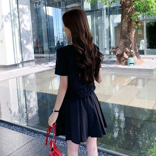 奢姿大码女装2025夏季减龄提花拼接两件套胖妹妹钉珠时尚百褶套装9952921806 商品图3