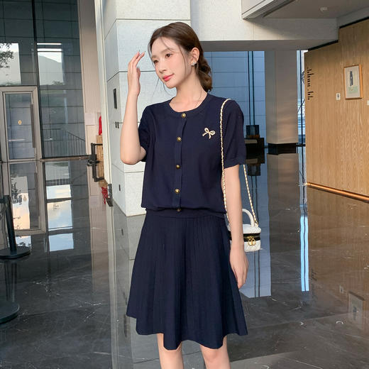 奢姿大码女装2025夏季减龄蝴蝶结饰品时尚两件套胖妹妹针织套装9652969766 商品图1