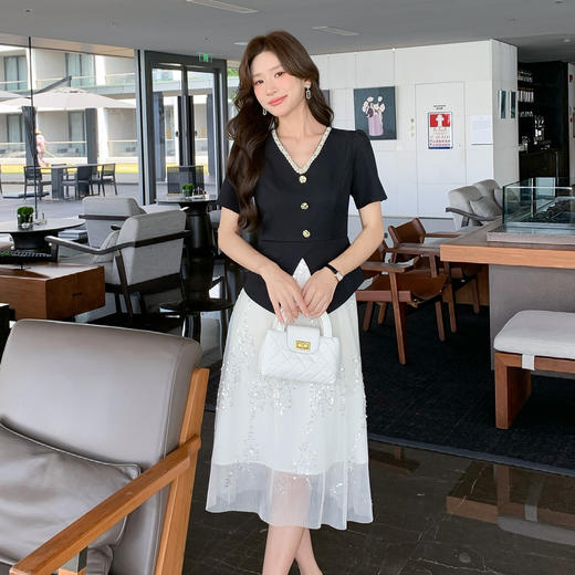 奢姿大码女装2025夏季假两件拼接时尚连衣裙胖妹妹气质V领裙子9952890452 商品图4