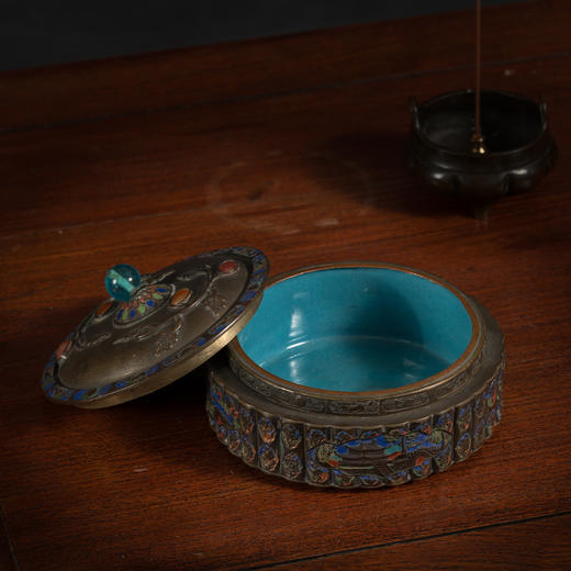 二十世纪	铜胎珐琅彩西洋盖盒 商品图2