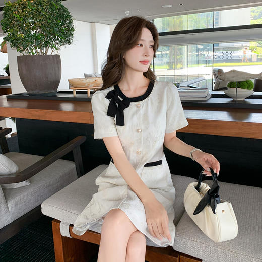 奢姿大码女装2025夏季蝴蝶结设计减龄提花裙子胖妹妹时尚连衣裙9952890360 商品图2