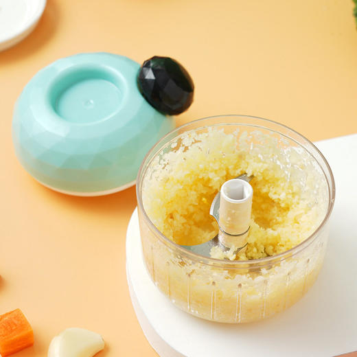 迷你磨姜器wzcy打姜机 拉蒜器 小型手动压蒜器 厨房家用三刀蒜蓉搅碎机 手拉 商品图0